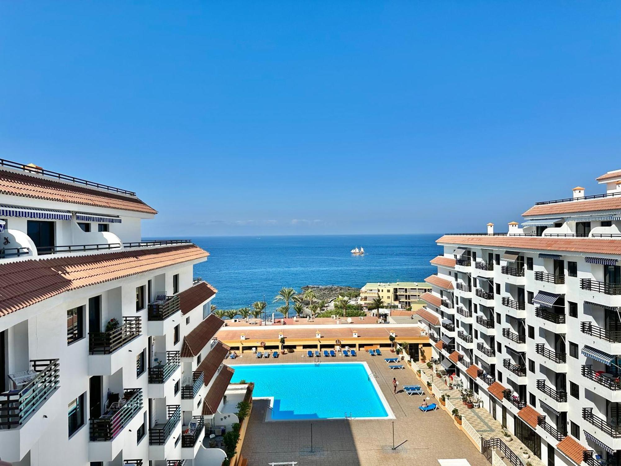Sunshine Playa Arena Apartment Puerto de Santiago  Exterior photo