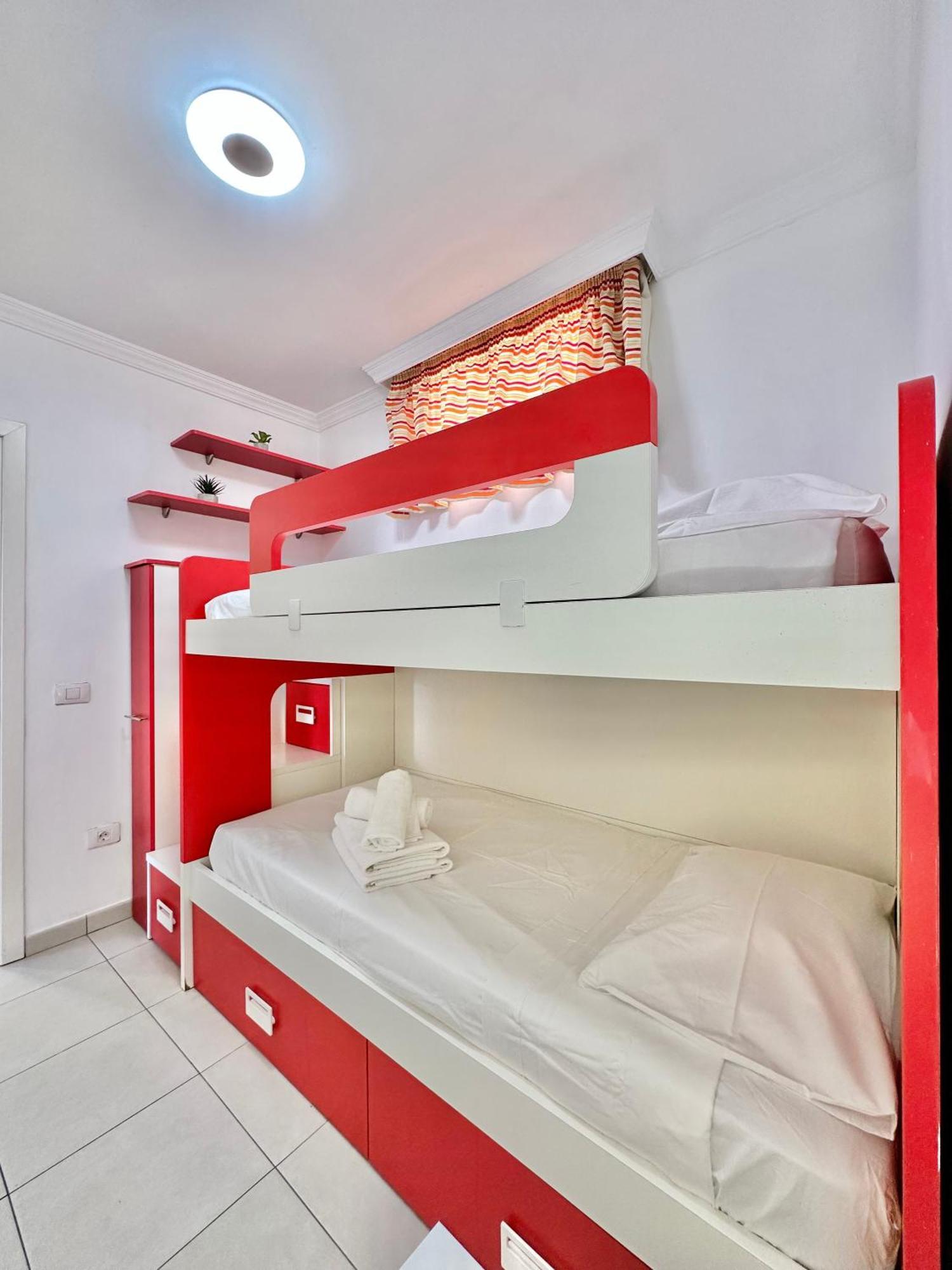 Sunshine Playa Arena Apartment Puerto de Santiago  Exterior photo