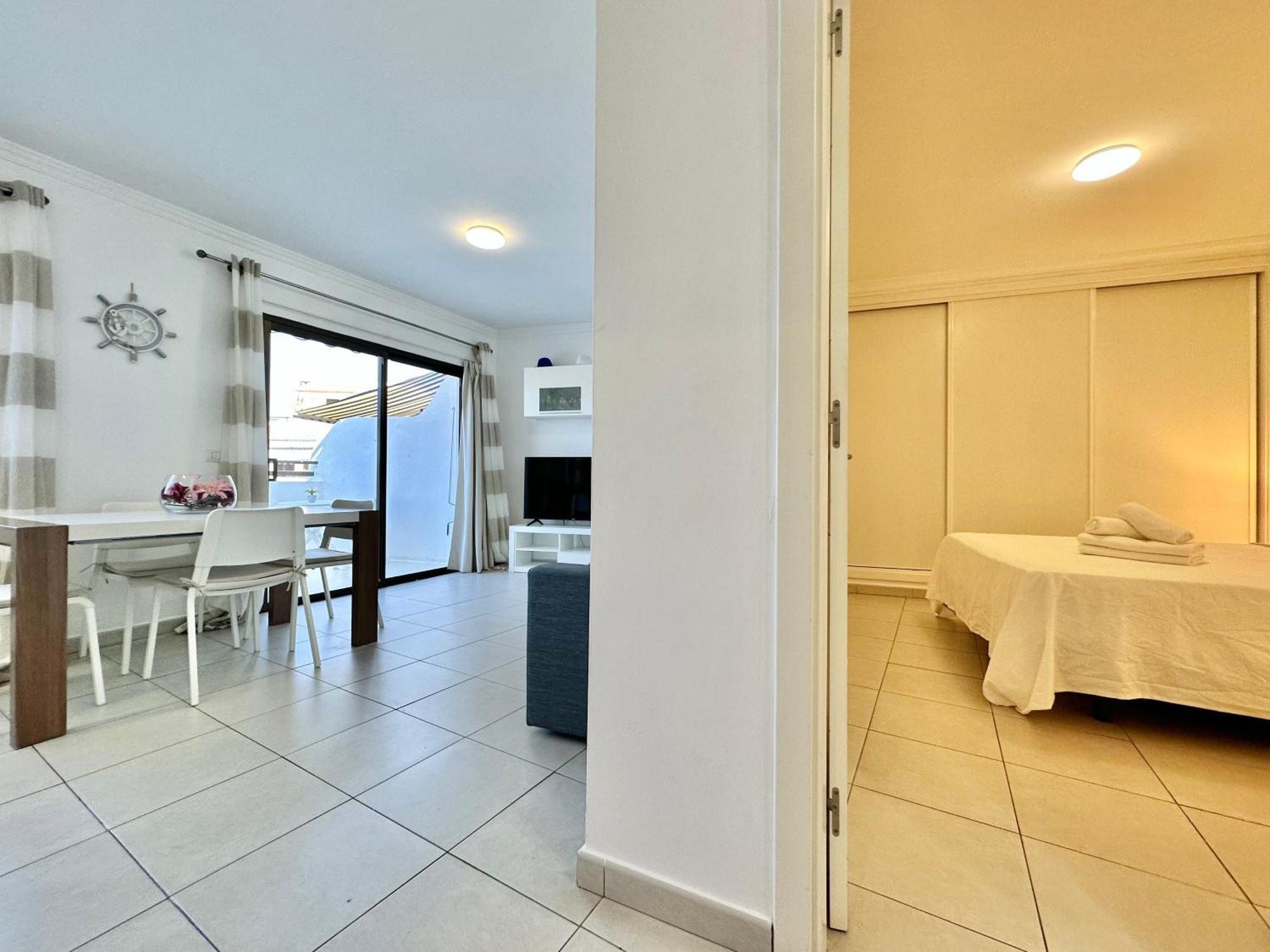 Sunshine Playa Arena Apartment Puerto de Santiago  Exterior photo